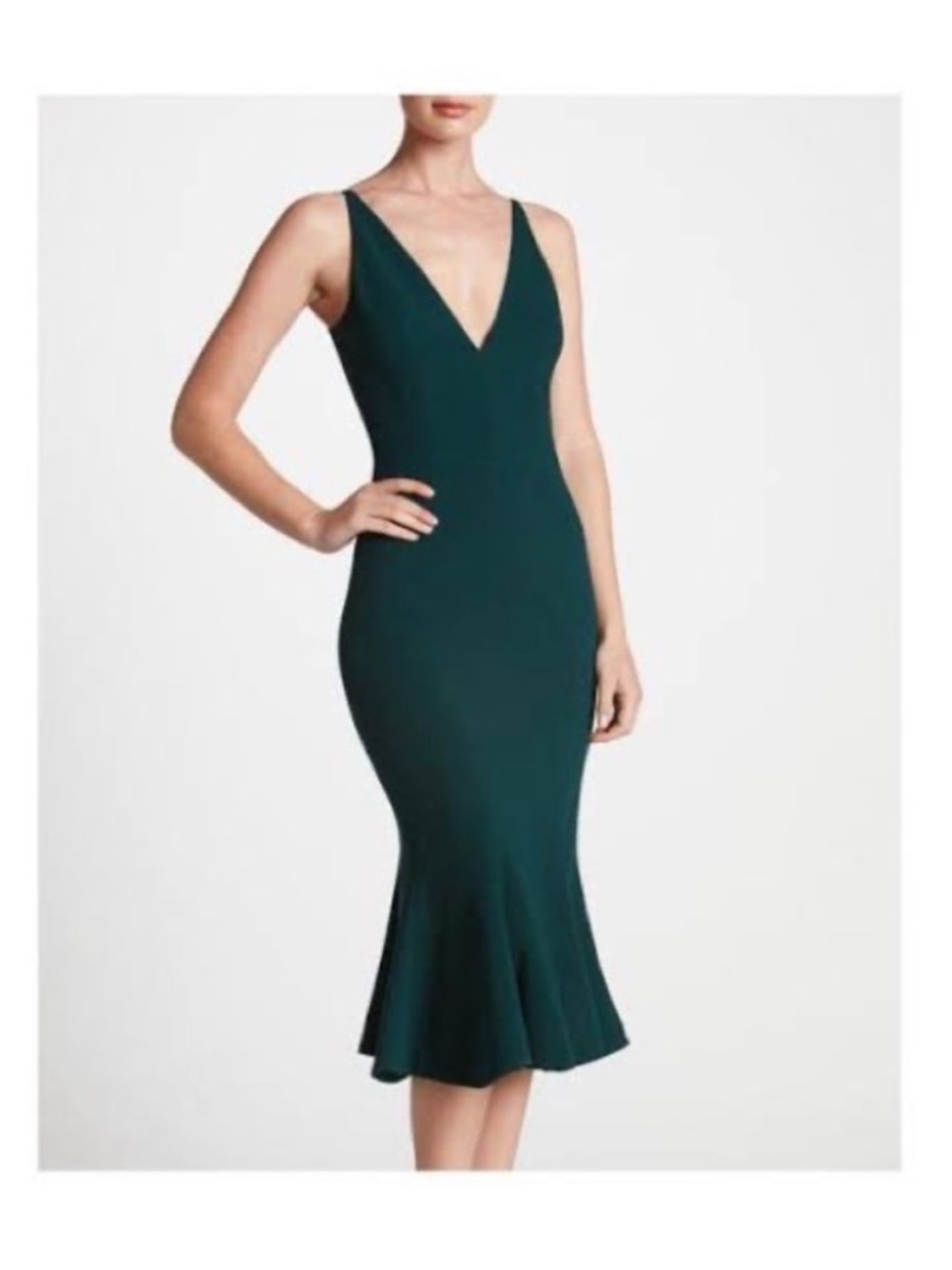 Dress the Population Isabelle V-Neck Mermaid Midi Dress in Pine Green